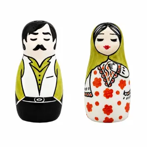 نمکدان سرامیکی مدل ننه جون و آقا بزرگ کد 02