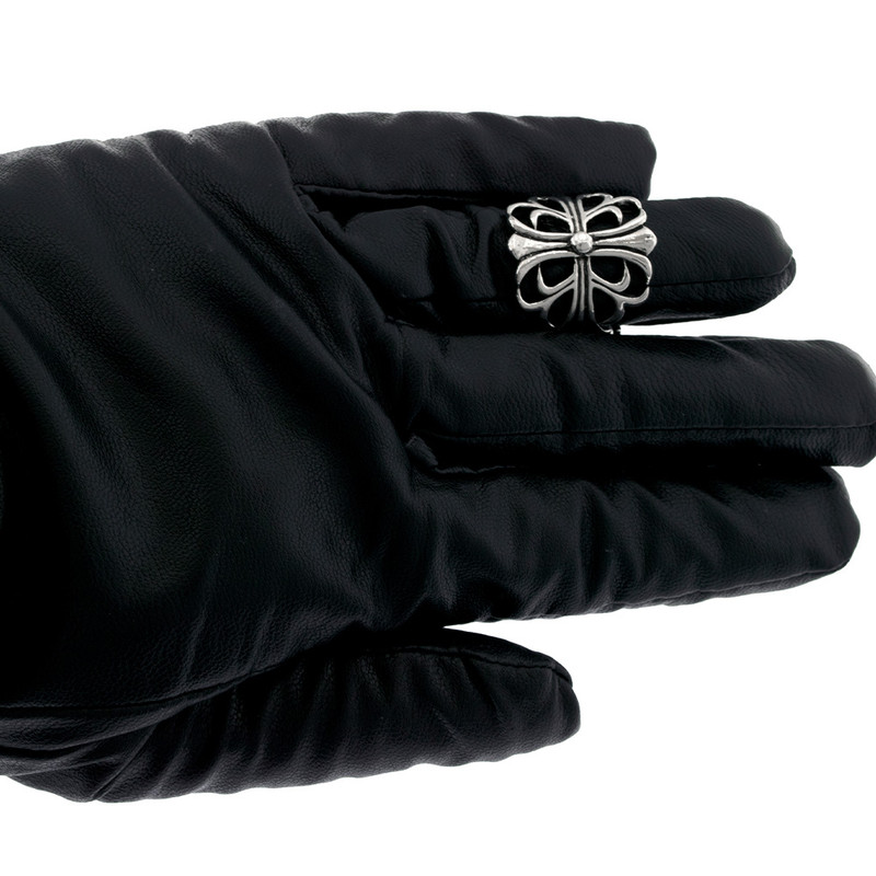 انگشتر مردانه برانت طرح رترو خیابانی انگشتر مردانه برانت طرح رترو خیابانی