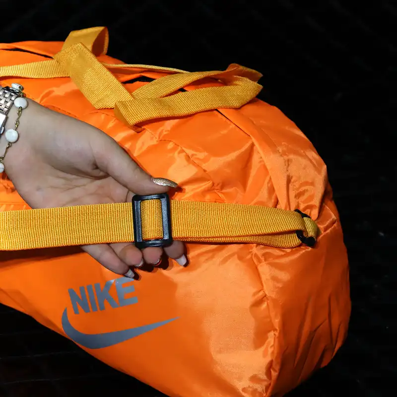 ساک ورزشی مدل استخری