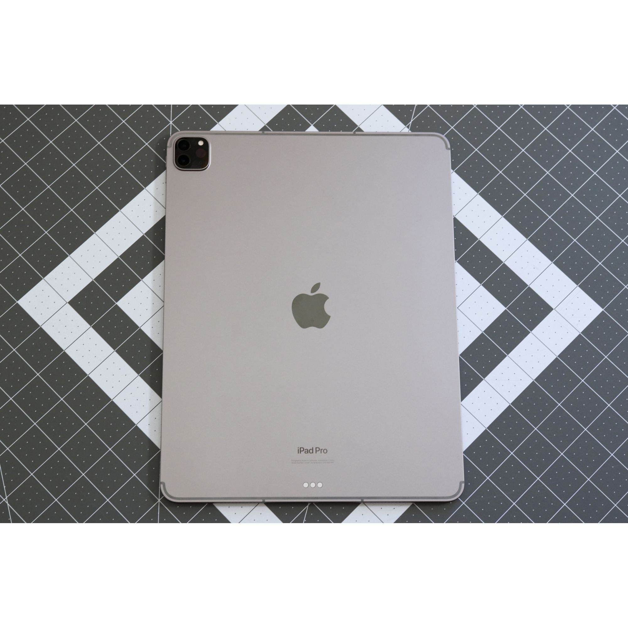 تبلت اپل مدل iPad Pro 12.9 2022 WIFI ظرفیت 256 گیگابایت و رم هشت گیگابایت