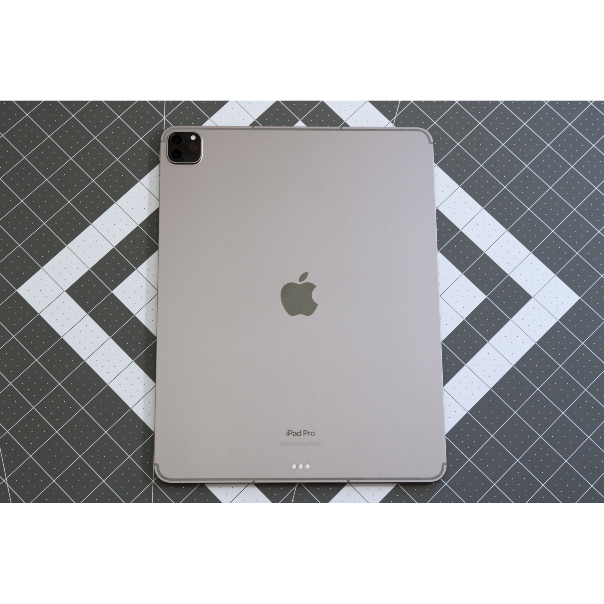 تبلت اپل مدل iPad Pro 12.9 2022 5G ظرفیت 256 گیگابایت و رم هشت گیگابایت