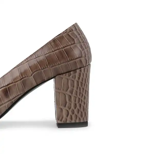 کفش زنانه آگوست مدل چرم VZN 110023