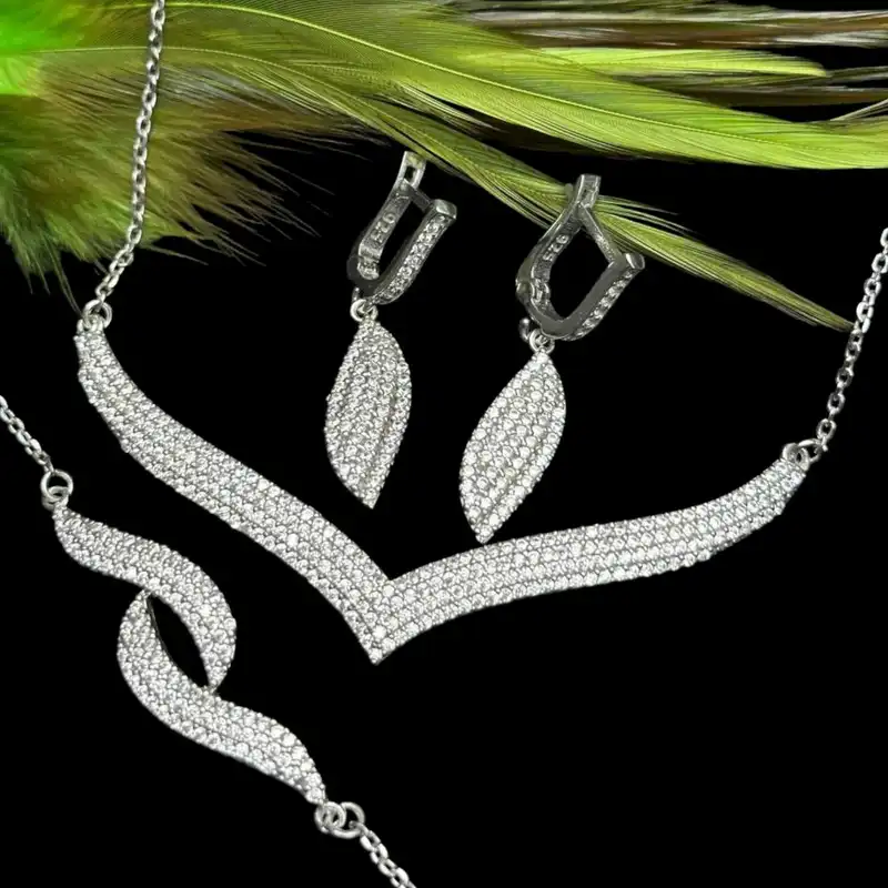 نیم ست نقره زنانه مدل تنیسی نگین دار