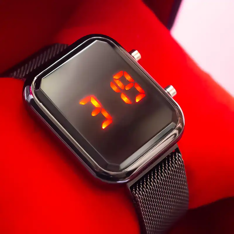 ساعت مچی دیجیتال مدل DGT 751