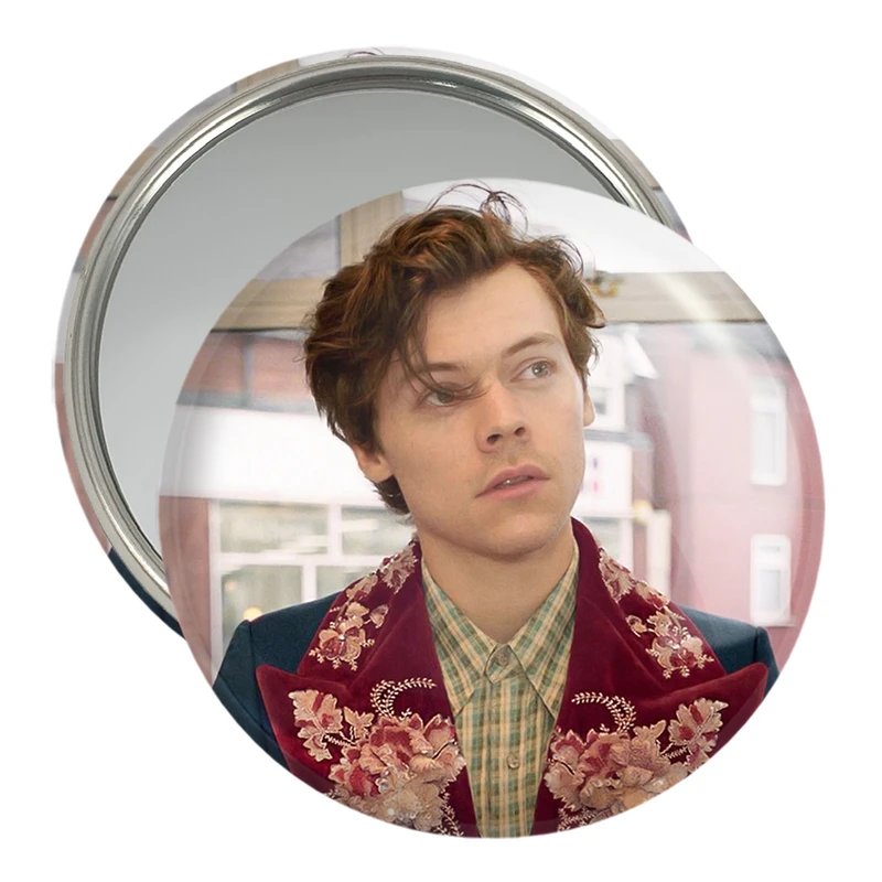 آینه جیبی خندالو مدل هری استایلز گروه موسیقی وان دایرکشن One Direction کد 18921
