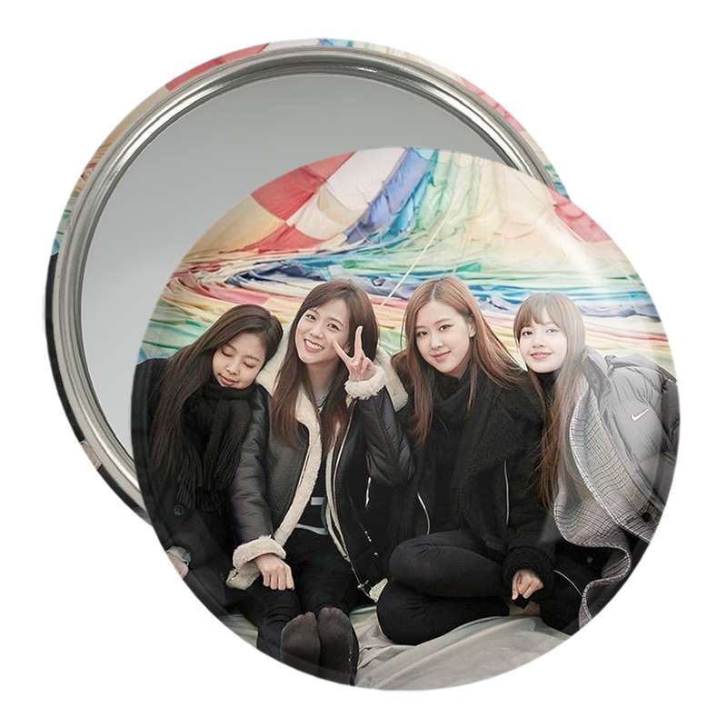 آینه جیبی خندالو مدل گروه بلک پینک Black Pink کد 14591 آینه جیبی خندالو مدل گروه بلک پینک Black Pink کد 14591