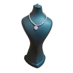 گردنبند زنانه مدل قلب و مهره