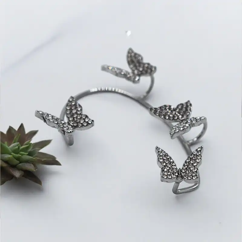 پیرسینگ گوش زنانه مدل ایرکاف طرح پروانه