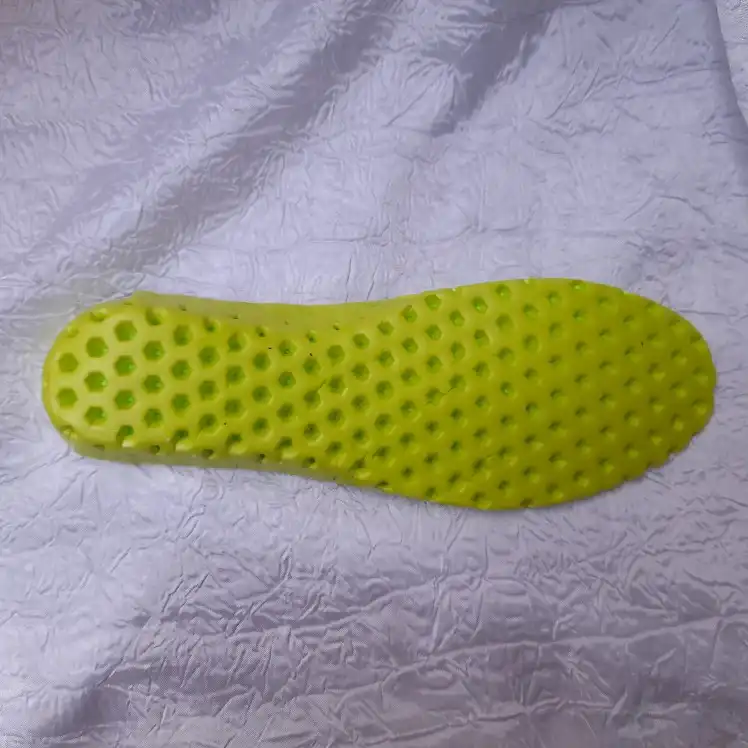 کفش فوتسال مردانه مدل نیم جورابی