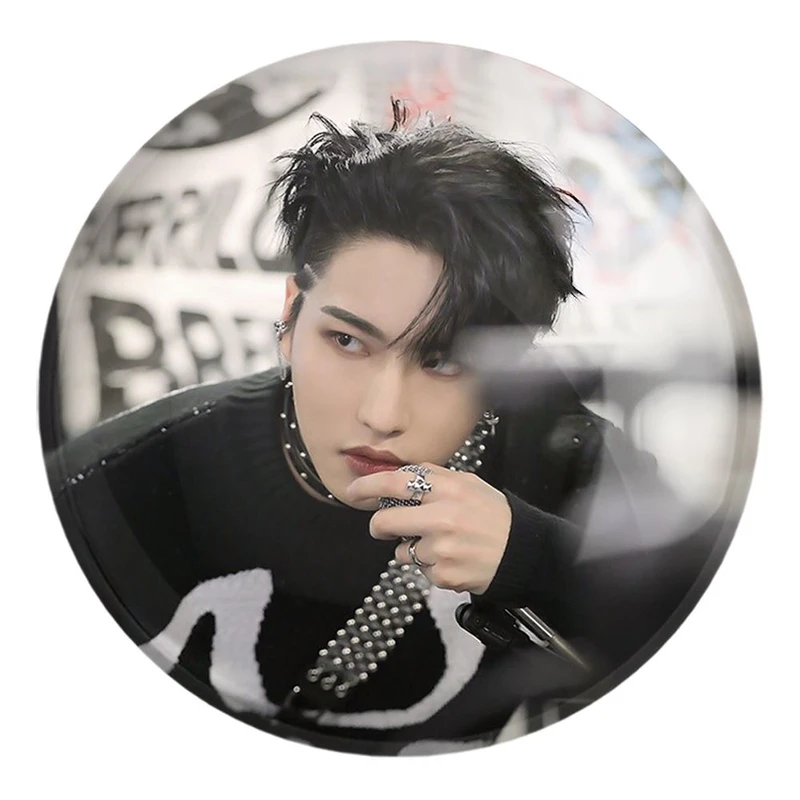 پیکسل خندالو طرح سونگهوا گروه ایتیز ATEEZ کد 21264 مدل بزرگ