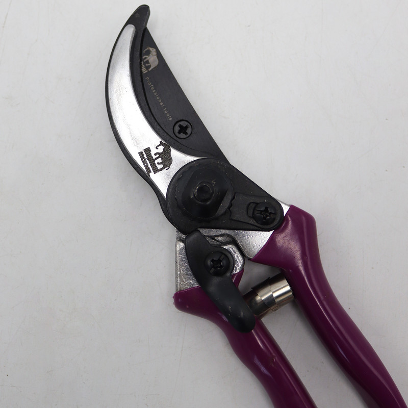 قیچی باغبانی مدل الفنت کد YP-FX-9INCH