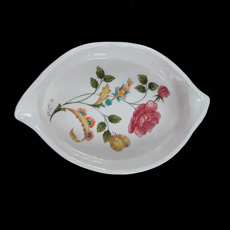 شکلات خوری سرامیکی هیوا طرح بته جقه مدل رز کد 11025368