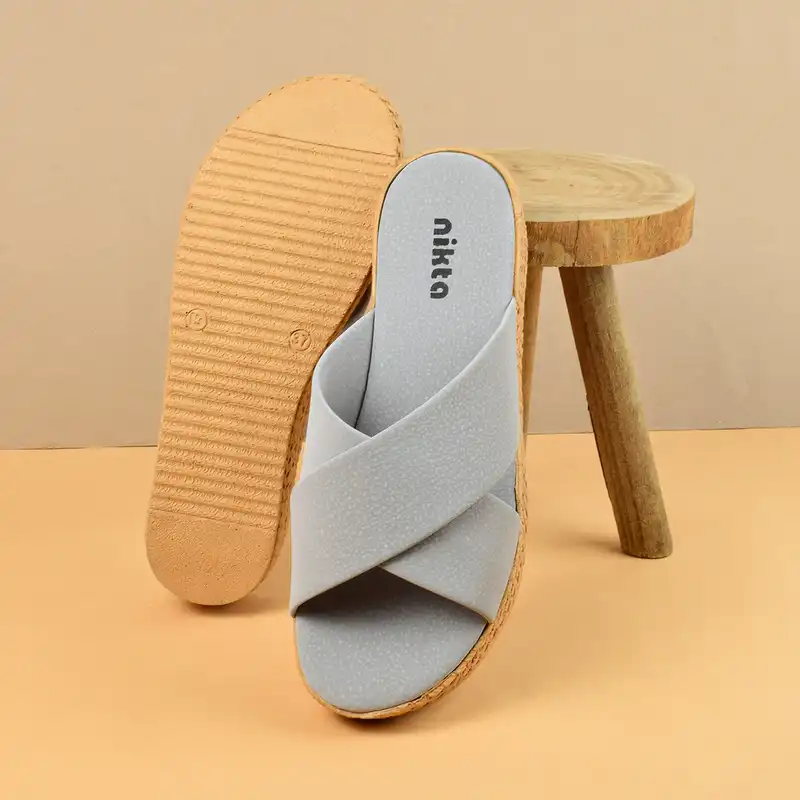 دمپایی زنانه نیکتا مدل لژدار 4028