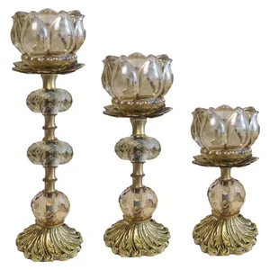 شمعدان پاتریس کلاسیک کد Pat-130 بسته 3 عددی