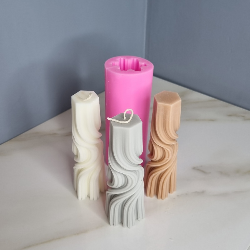 قالب شمع مدل استوانه پیچ طرح موج کد C 15CM