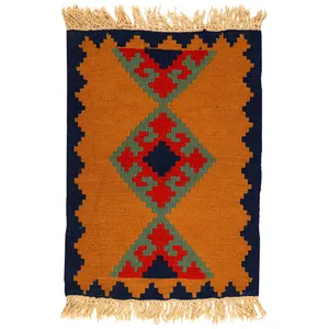 گلیم دستبافت نیم متری مدل قشقایی کد 990651