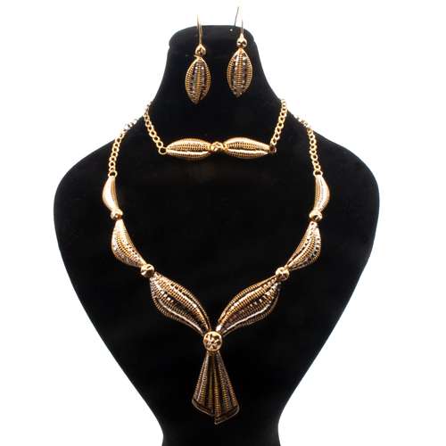 نیم ست طلا 18 عیار زنانه سهی مدل SV13