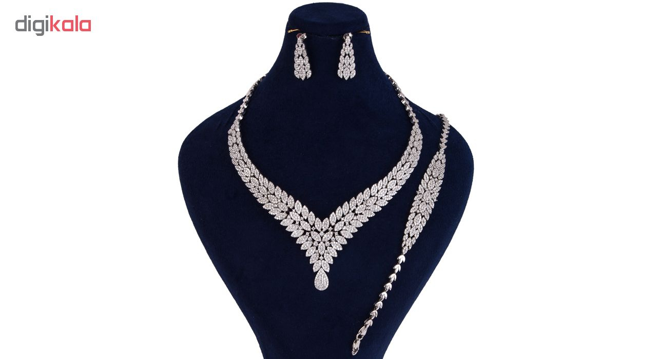 نیم ست نقره مدوکلاس کد 180243