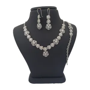 نیم ست نقره زنانه ترمه ۱ مدل تراش کد S 0012