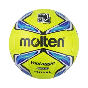 توپ فوتسال مولتن مدل 4800 مدل GKI 2045
