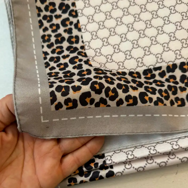 شال زنانه مدل موهر پاییزی زمستانه اسپرت مهمانی طرح زنجیری حاشیه پلنگی