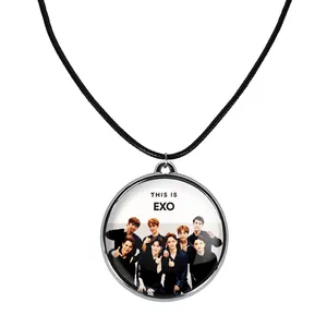 گردنبند خندالو مدل گروه موسیقی اکسو EXO کد 25352529