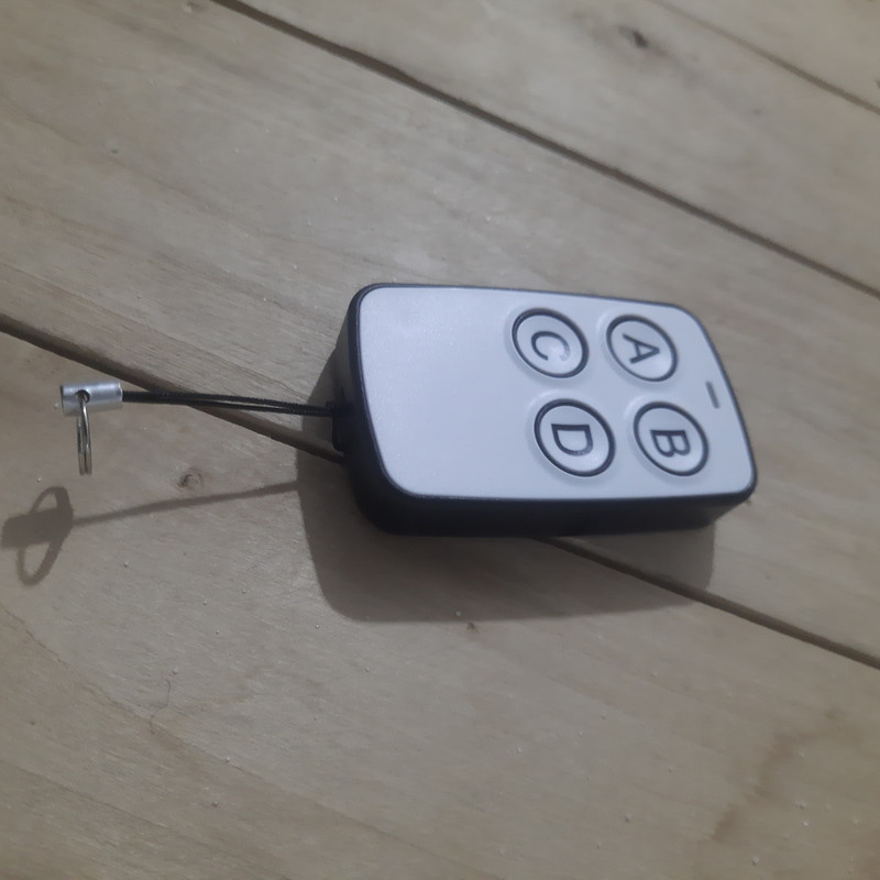 ریموت بلوتوثی در پارکینگ مدل 433MHz ریموت بلوتوثی در پارکینگ مدل 433MHz