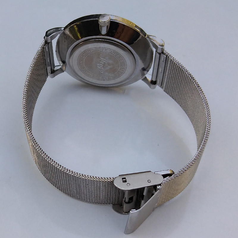 ساعت مچی عقربه ای پسرانه مدل حصیری کد 3012