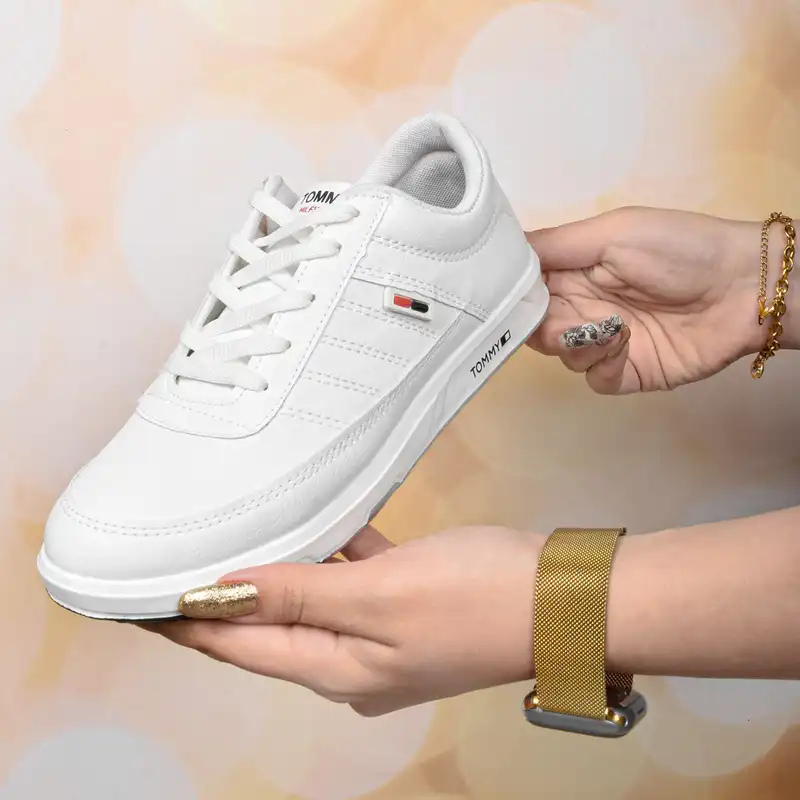 کفش روزمره زنانه کد WH.2748