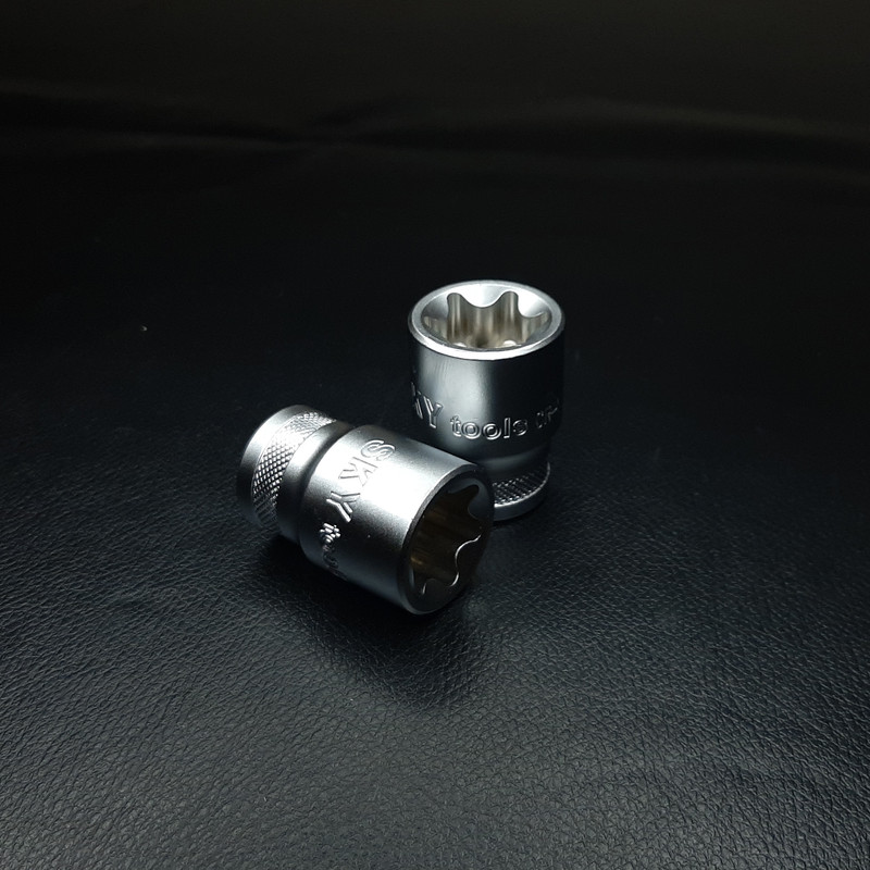 سری آچار بکس ستاره ای اسکای مدل 1971-ET سایز 1/2 اینچ مجموعه 19 عددی سری آچار بکس ستاره ای اسکای مدل 1971-ET سایز 1/2 اینچ مجموعه 19 عددی