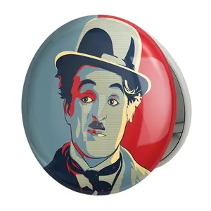 آینه جیبی خندالو طرح چارلی چاپلین مدل تاشو کد 6217 