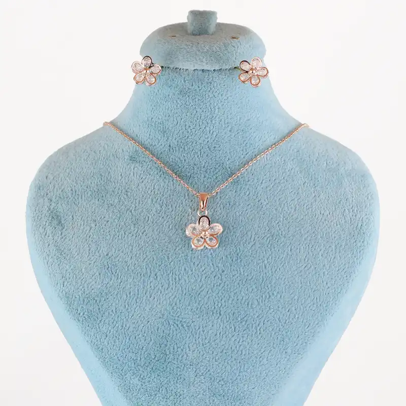 نیم ست زنانه مدل گل کد AA156