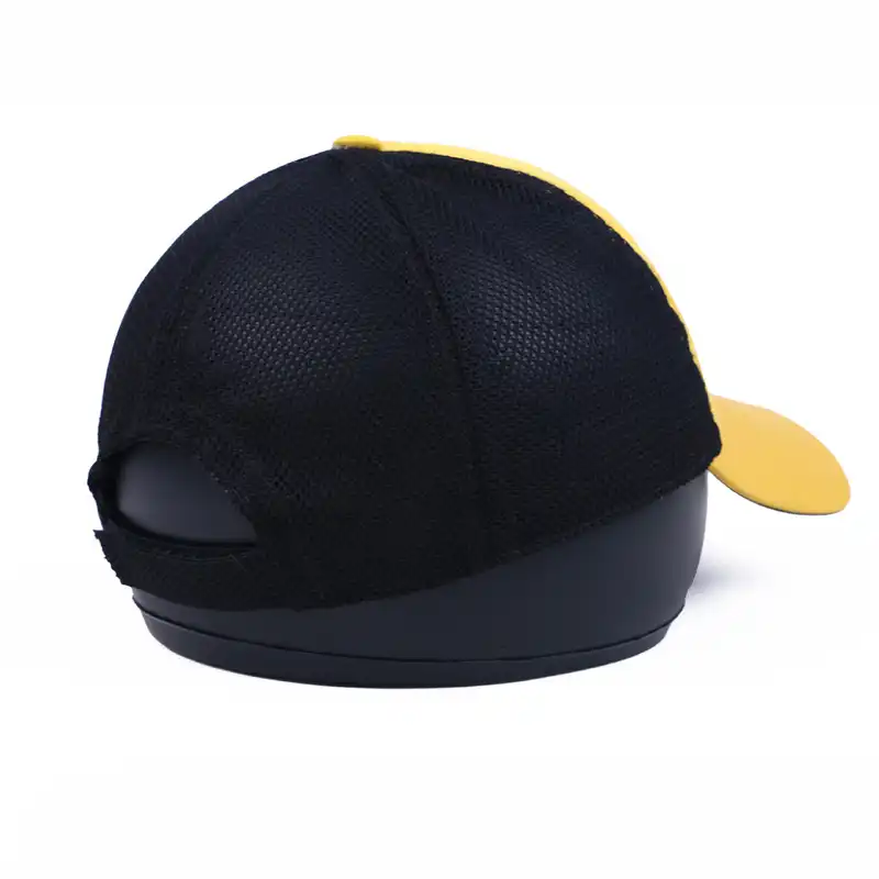 کلاه کپ مدل پشت تور