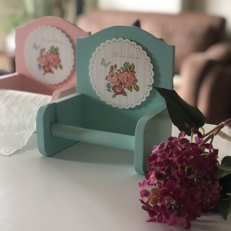 پایه رول دستمال کاغذی مدل نیمکت گلدار پایه رول دستمال کاغذی مدل نیمکت گلدار