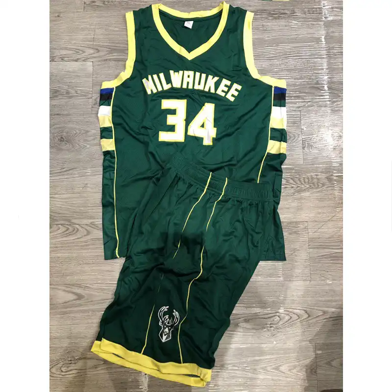 ست تاپ و شلوارک ورزشی مردانه مدل میلواکی 2022