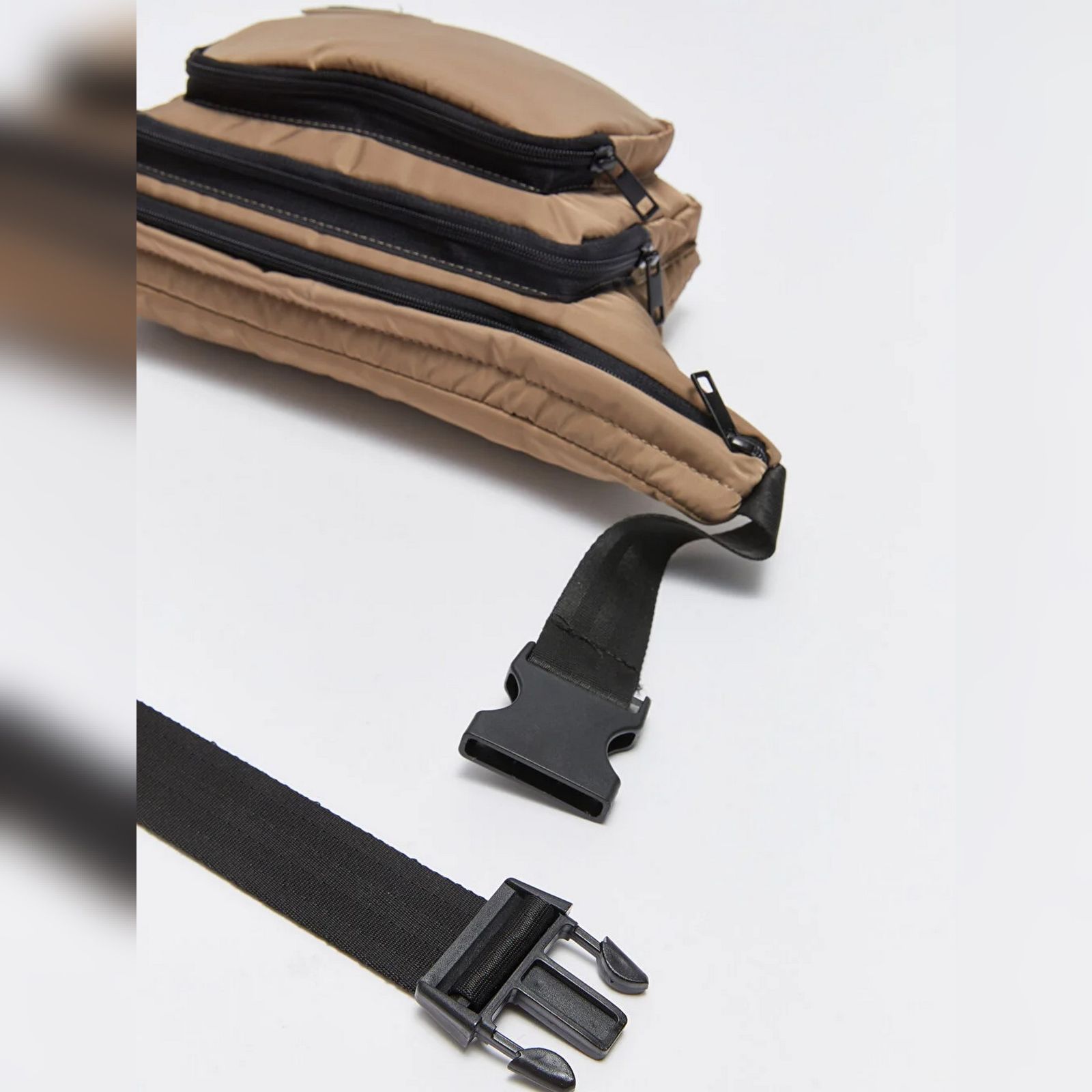 کیف کمری ال سی وایکیکی مدل kf 117  -  - 4