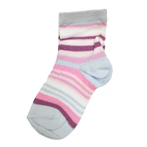 جوراب ساق کوتاه دخترانه مدل راه راه کد 01