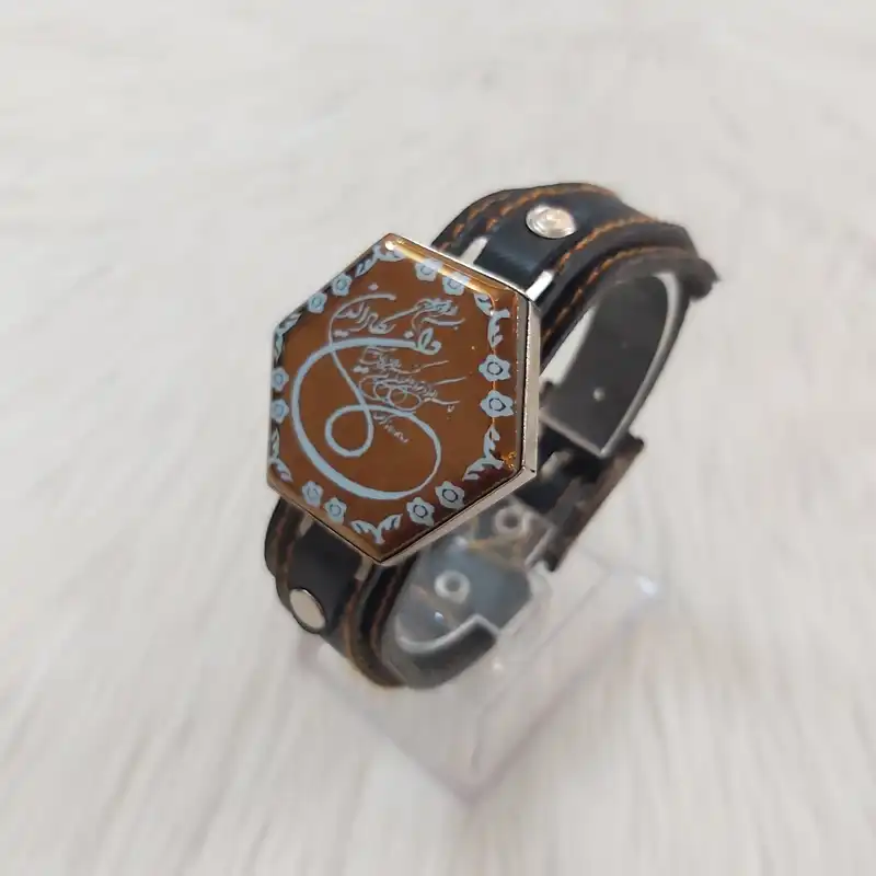 دستبند مدل چرمی طرح وان یکاد کد 110