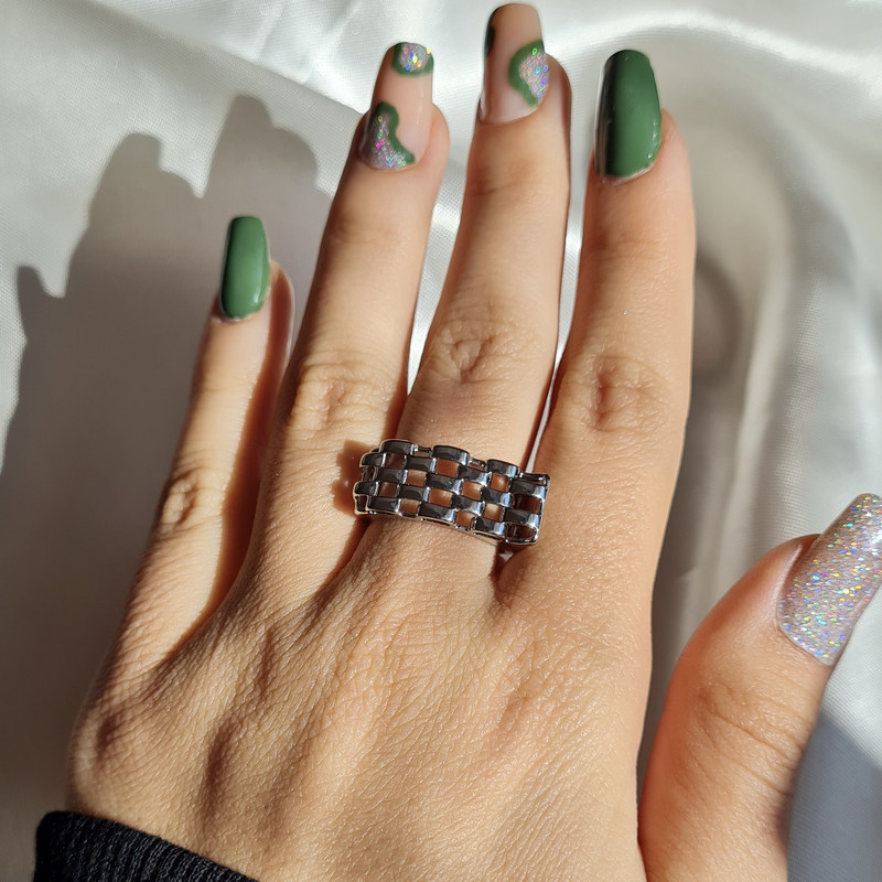 انگشتر زنانه ژوپینگ مدل تاج چهارخونه انگشتر زنانه ژوپینگ مدل تاج چهارخونه