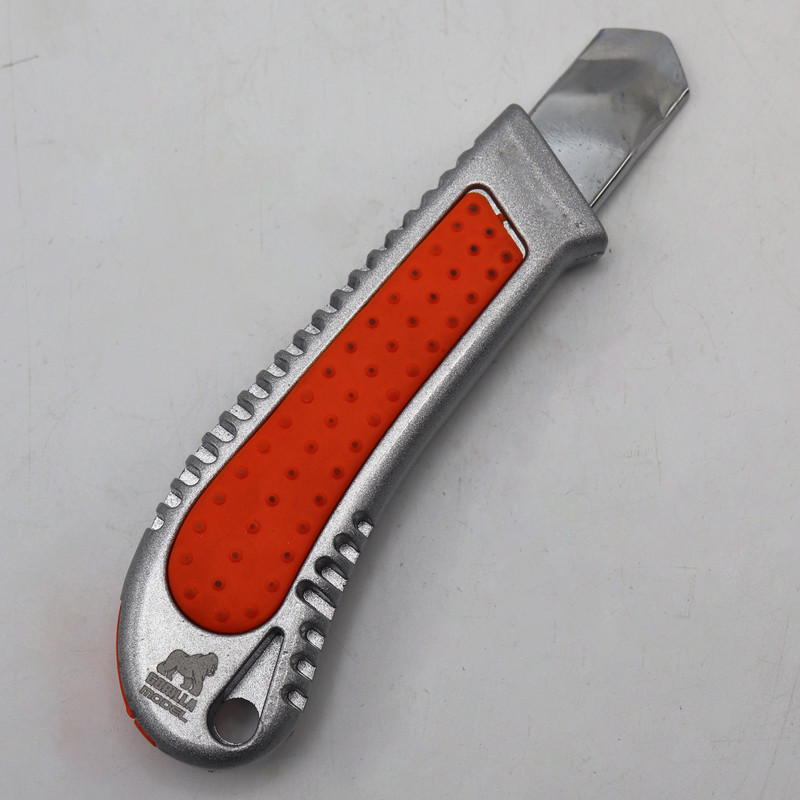 کاتر مدل گوریلا کد YPT-PU18MM کاتر مدل گوریلا کد YPT-PU18MM