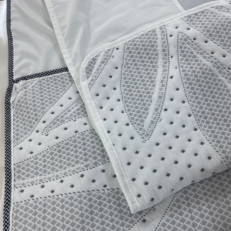 محافظ تشک لایت نایت مدل L ضدآب دو نفره سایز 200x140 سانتی متر