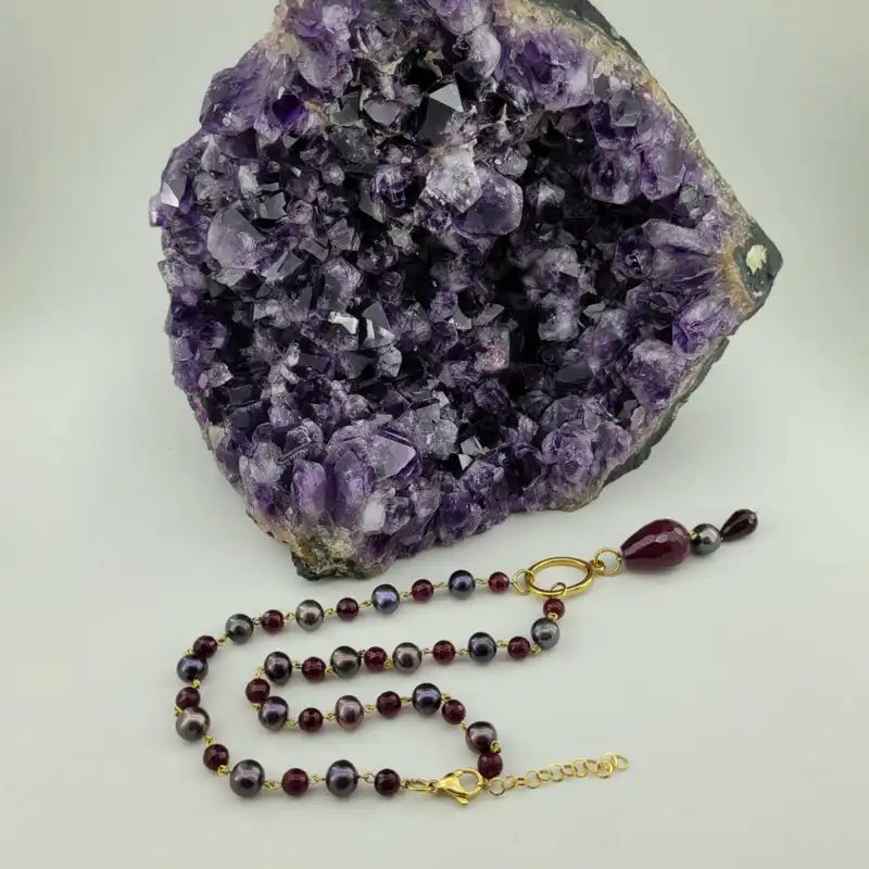 گردنبند زنانه مدل سنگ مروارید و عقیق یاقوتی کد 406