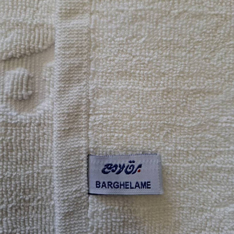 زیرپایی برق لامع مدل پا سایز 70*43 سانتی متر