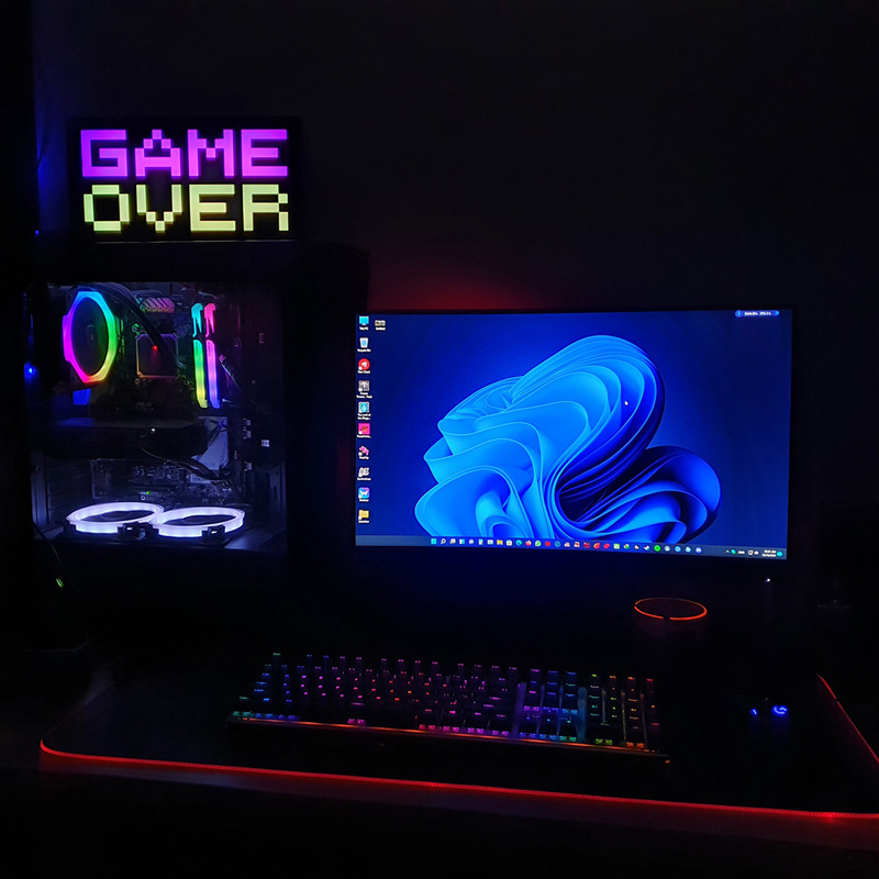 چراغ رومیزی مدل گیمینگ طرح GAME OVER
