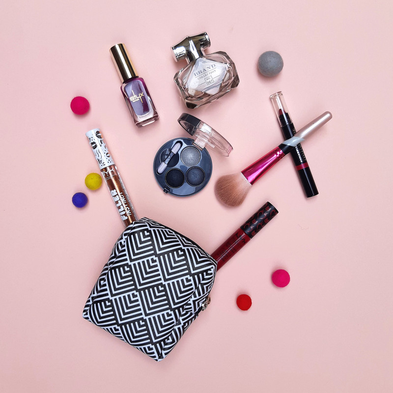 کیف لوازم آرایش زنانه مدل هاشوری CB-023