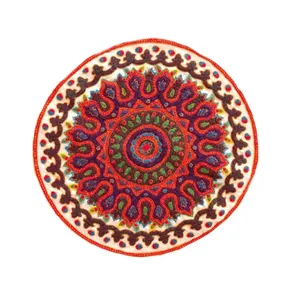 رومیزیی سوزن دوزی مدل پته گرد