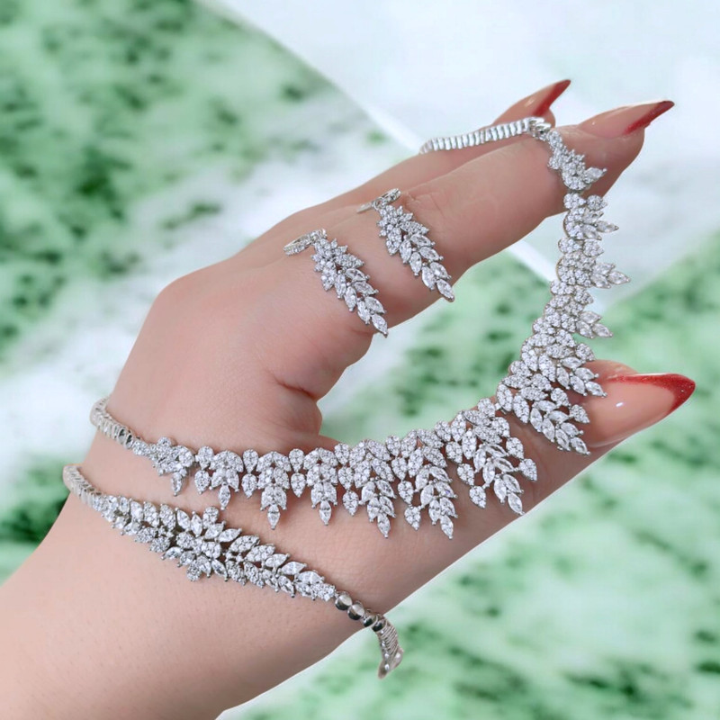 نیم ست نقره زنانه مدل مارکیز الماس شهر کد 0458
