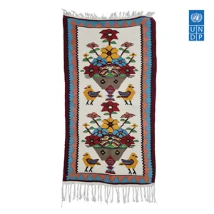 گلیم دستبافت طرح گل و بلبل گلدوست مدل 119