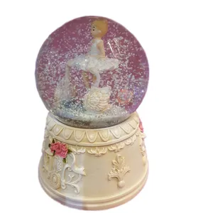 گوی موزیکال طرح قو کد t-105