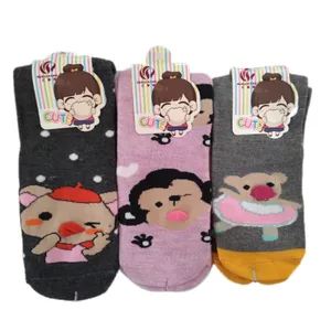 جوراب بچگانه کد w73 مجموعه 3 عددی